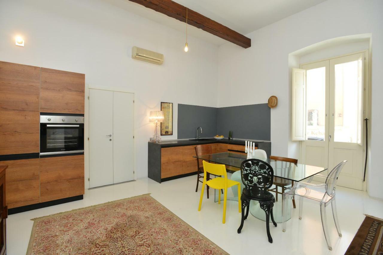 Izzhome Light Apartment Cagliari