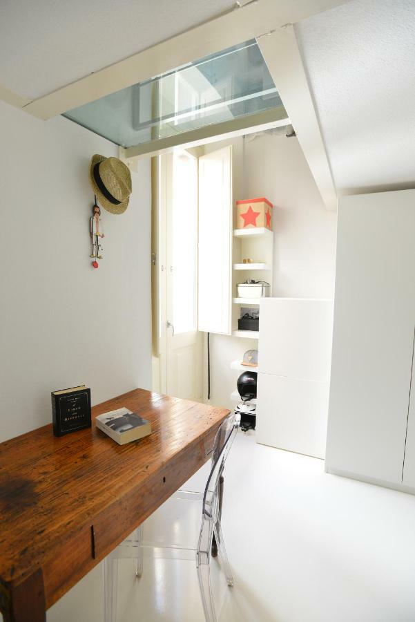 Izzhome Light Apartment *