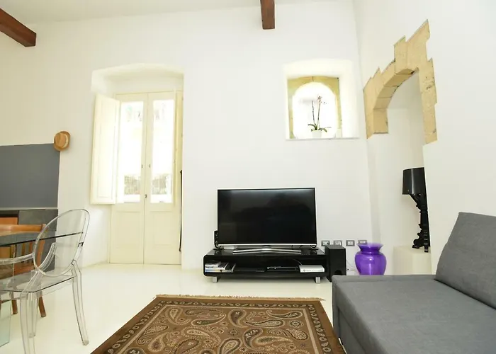 Izzhome Light